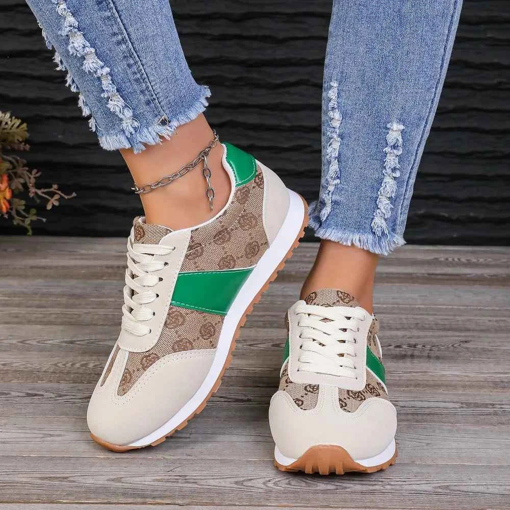 Stylish Contrast Round Toe, Flat PU Leather Sneakers
