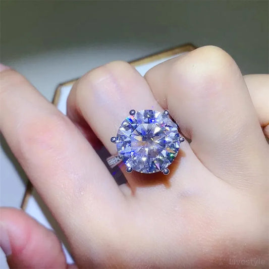 10 Carat Moissanite 925 Sterling Silver Ring — Round-Cut Sil — square view — Livostyle