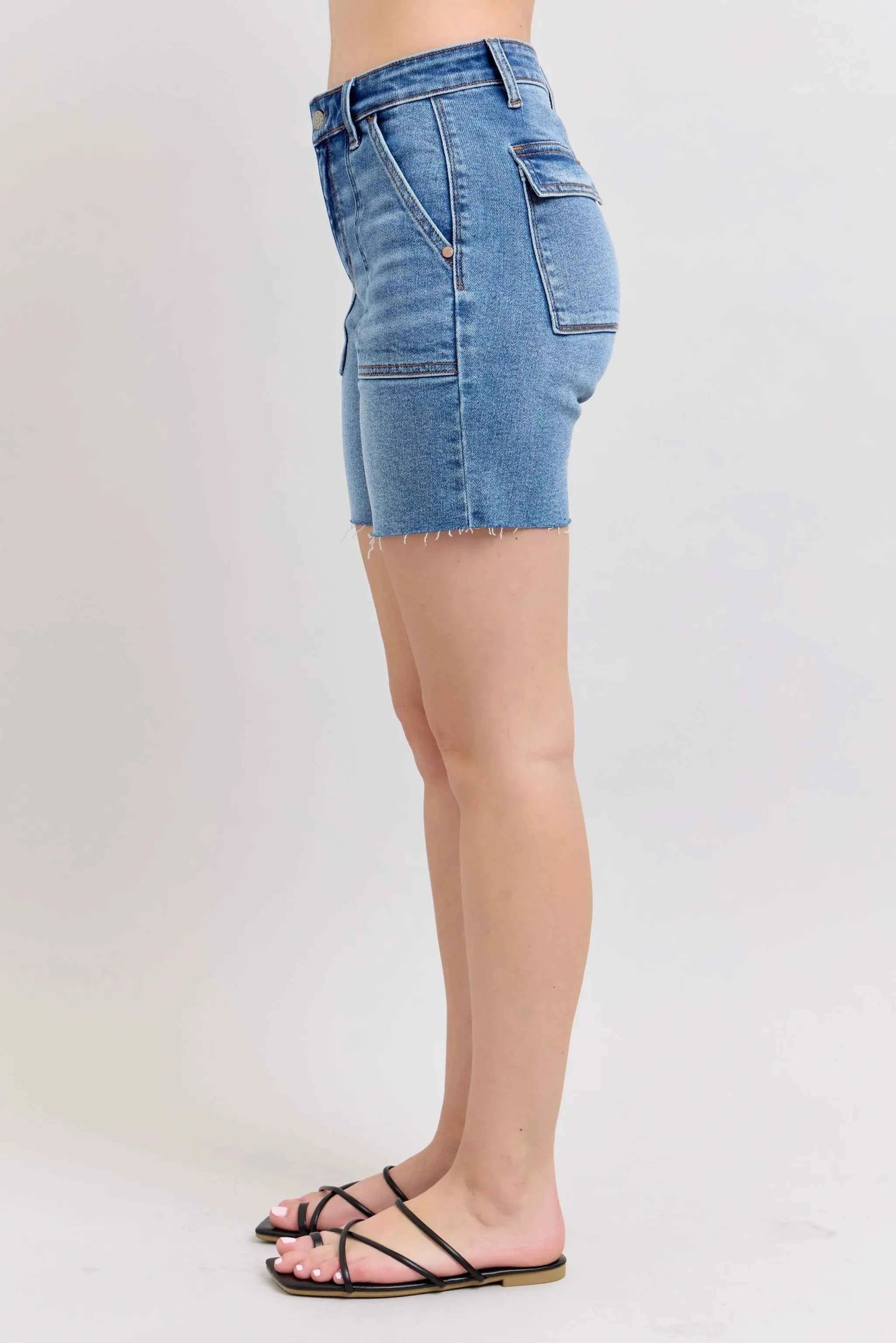 Judy Blue Full Size Mid Rise Bermudas Denim Shorts W/ Back Flap Pockets Plus Size