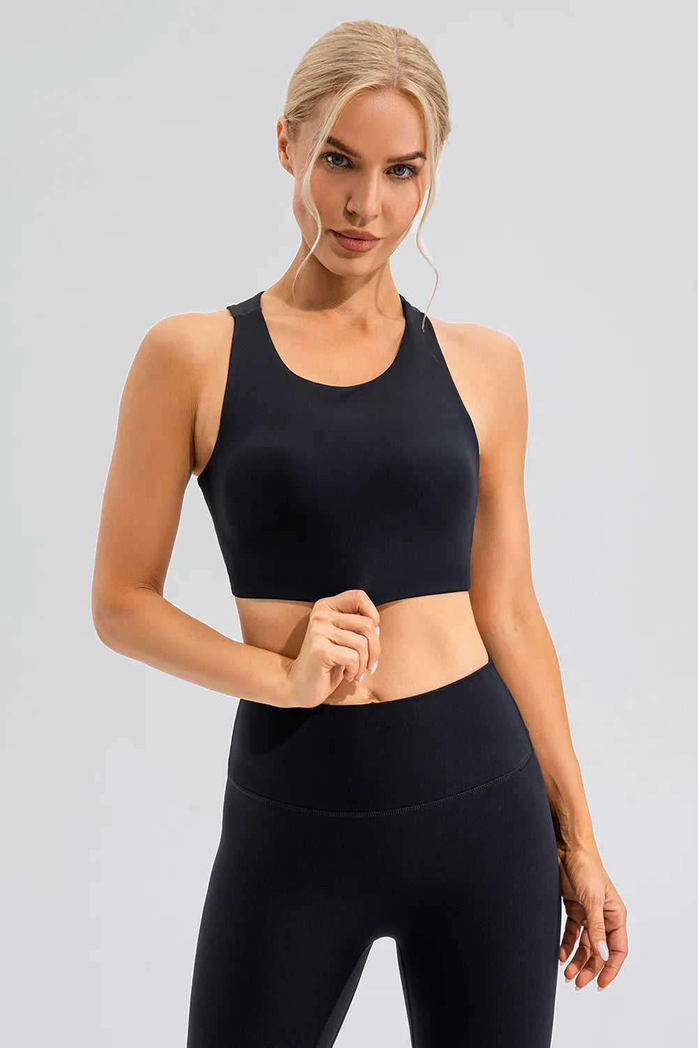 Round Neck Cutout Cropped Active Tank — Livostyle
