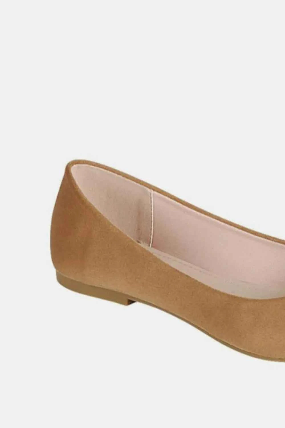 Chic Pointy Toe Slip-On Flat Loafers for Classy Style
