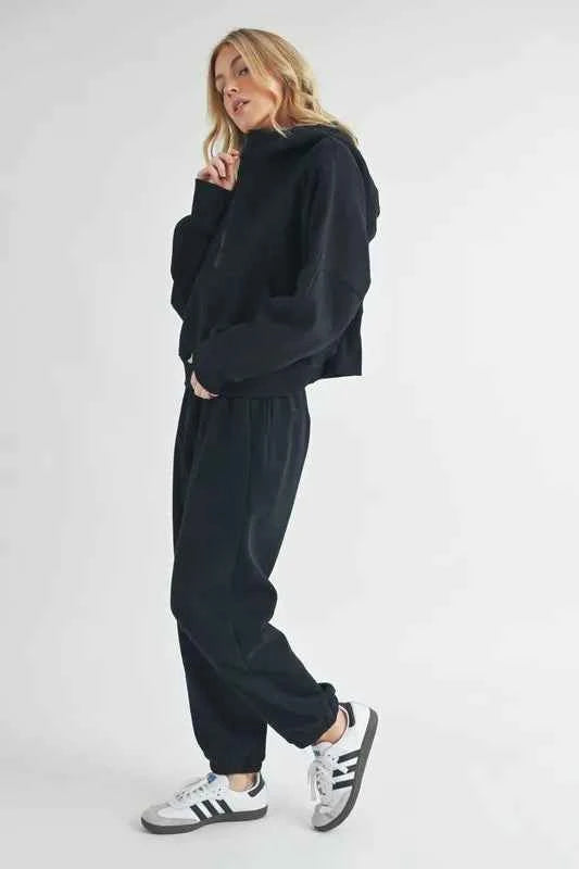Aemi+Co Drawstring Elastic Waist Joggers