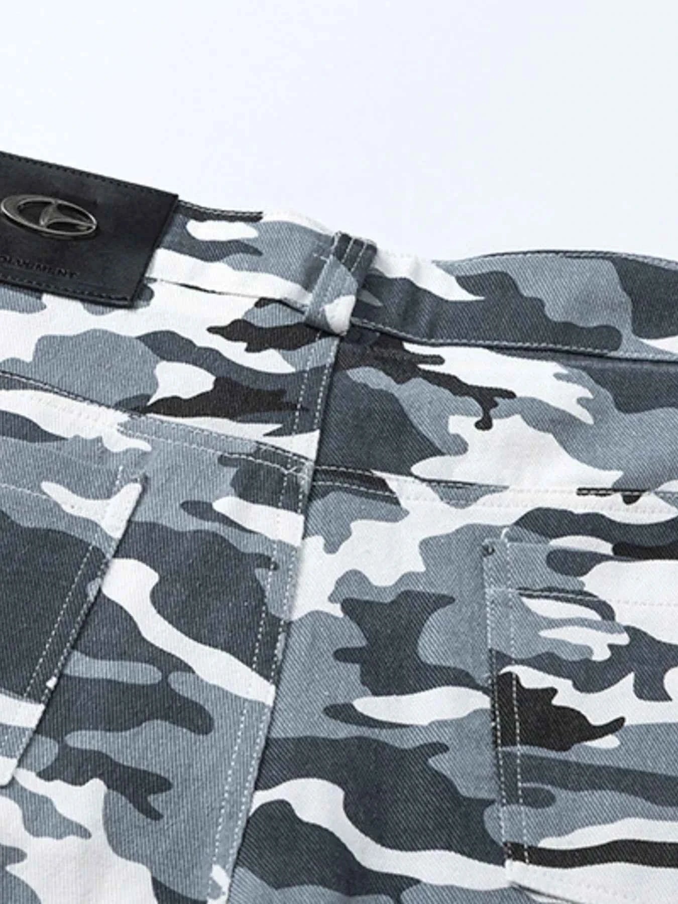 Men's Camo Cargo Pants with Multi Pockets