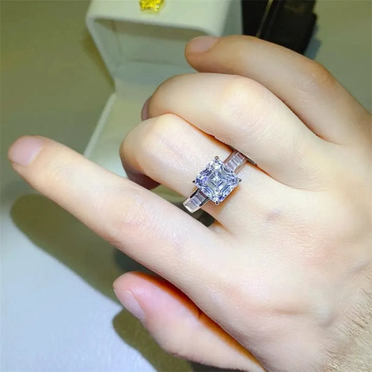 3 Carat Moissanite 925 Sterling Silver Square Ring — Princes — square view — Livostyle