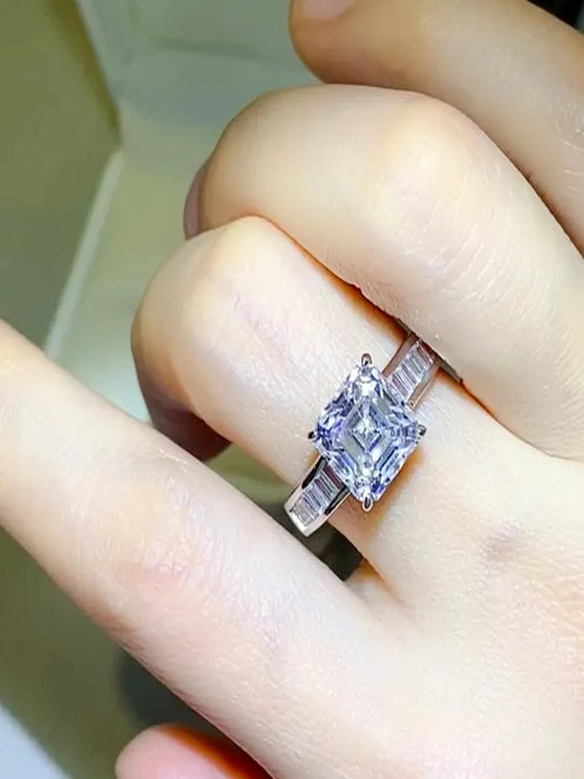 3 Carat Moissanite 925 Sterling Silver Square Ring — Princes — detail view — Livostyle