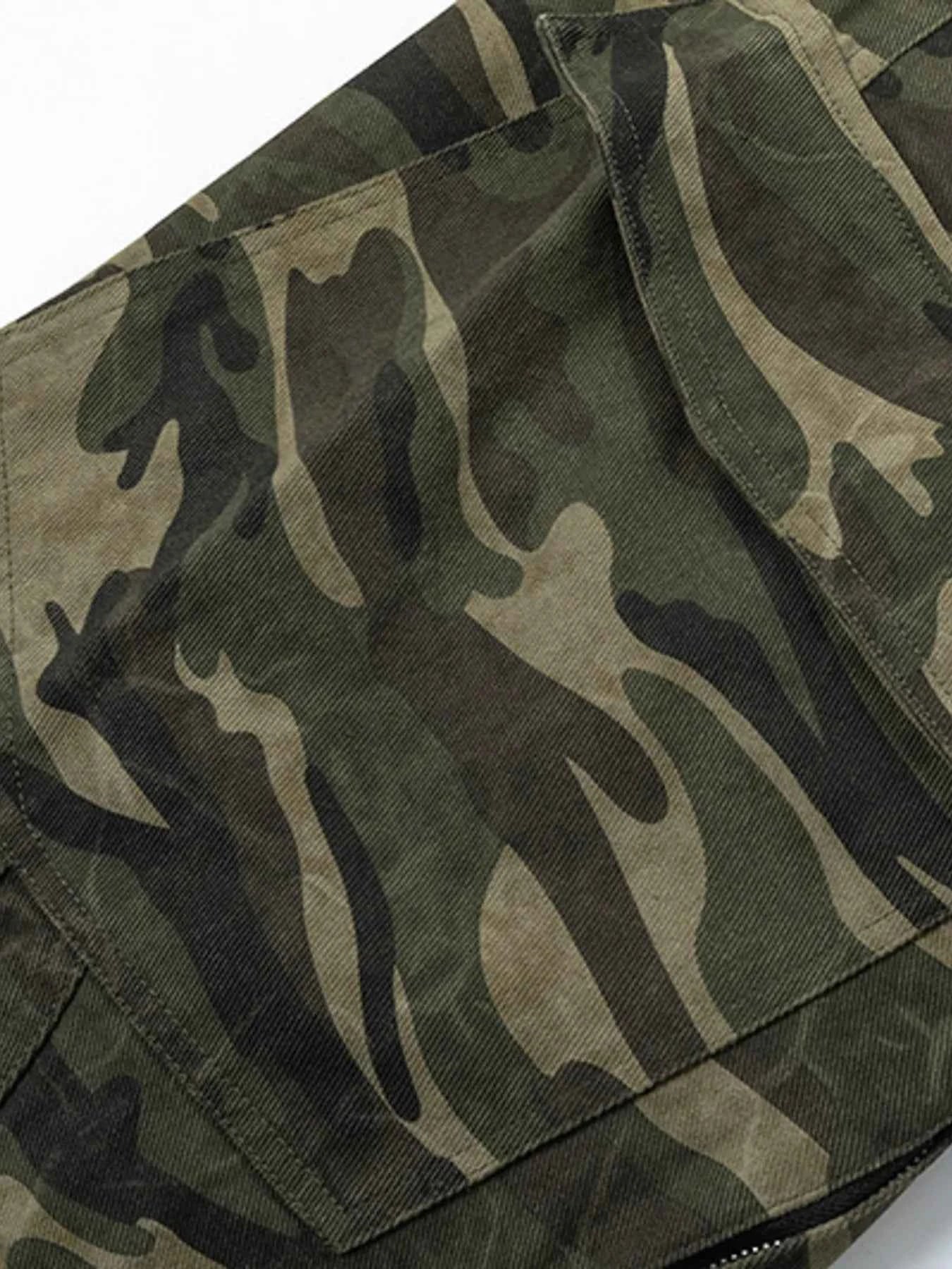 Men's Wide Leg Camouflage Cargo Pants