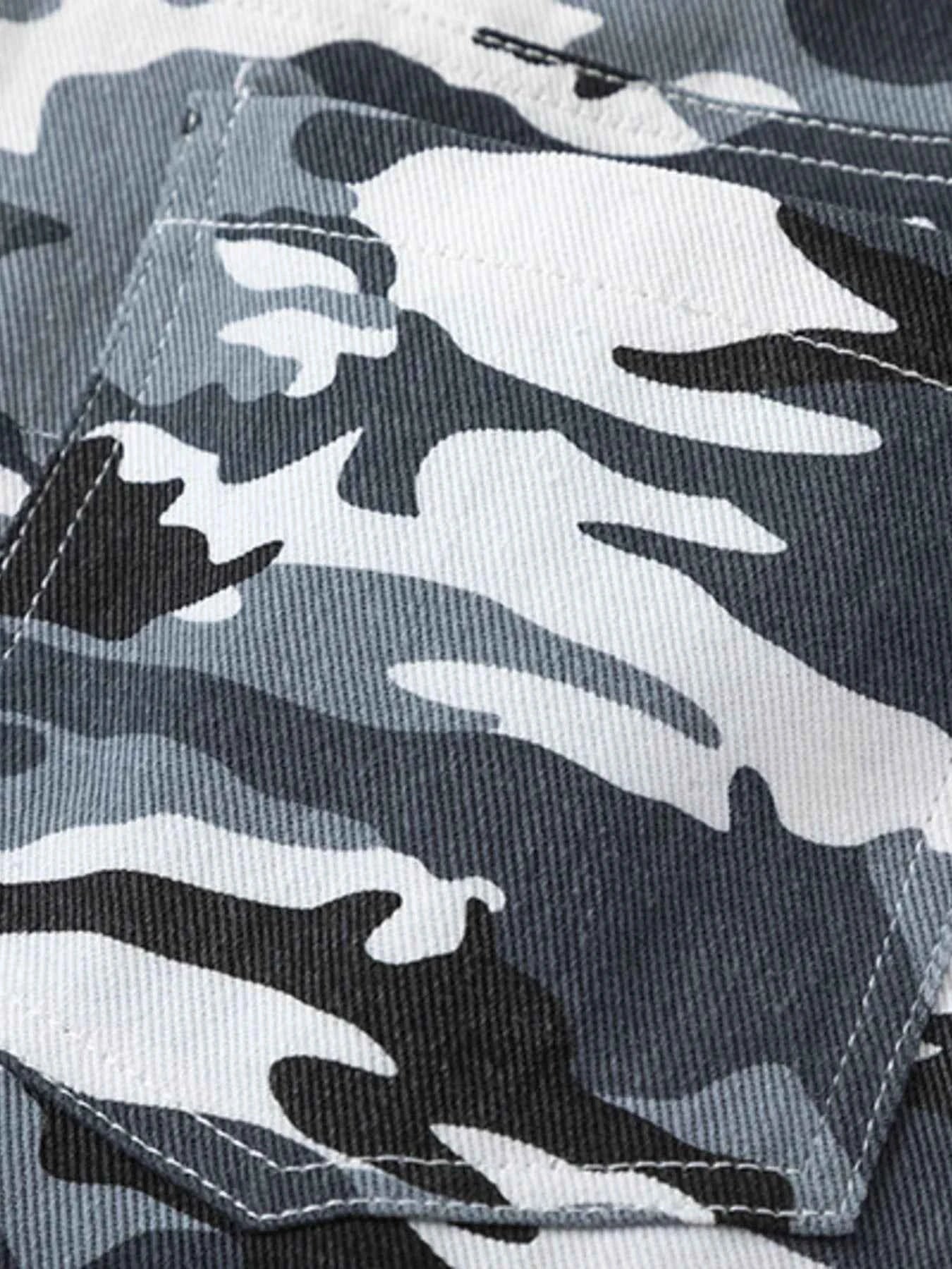 Men's Camo Cargo Pants with Multi Pockets