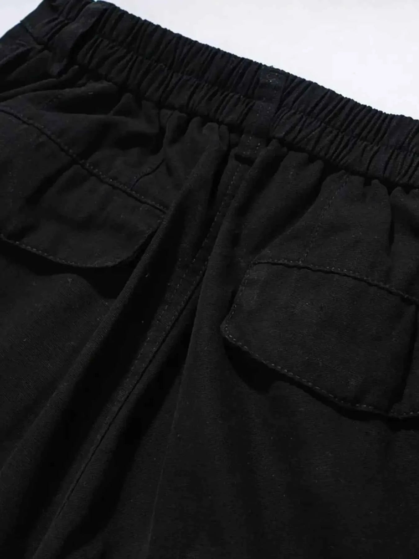 Men's Loose Fit Cargo Pants with Multiple Pockets