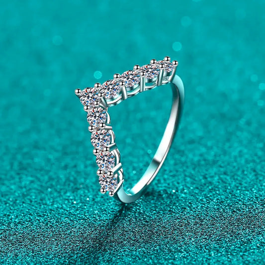 925 Sterling Silver Moissanite V Shape Ring — square view — Livostyle