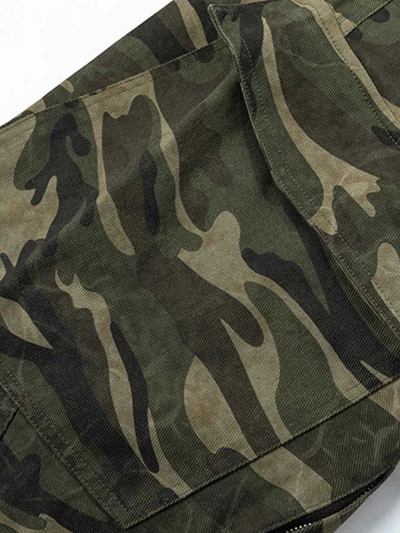 Men's Wide Leg Camouflage Cargo Pants