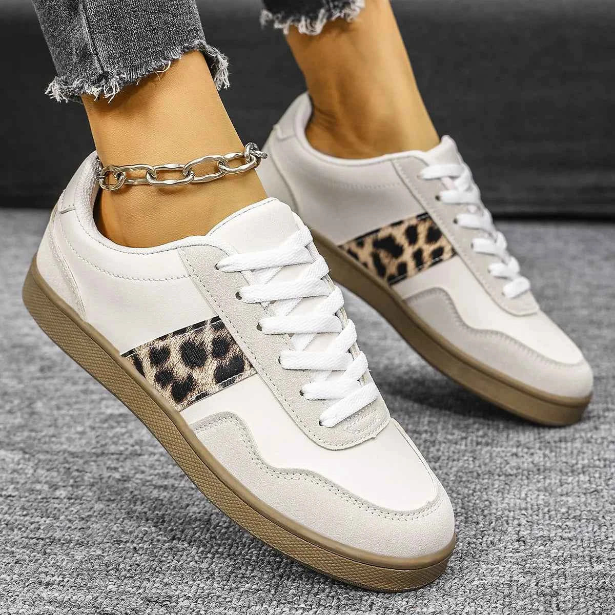 Stylish Leopard Print Lace-Up Sneakers with Round Toe