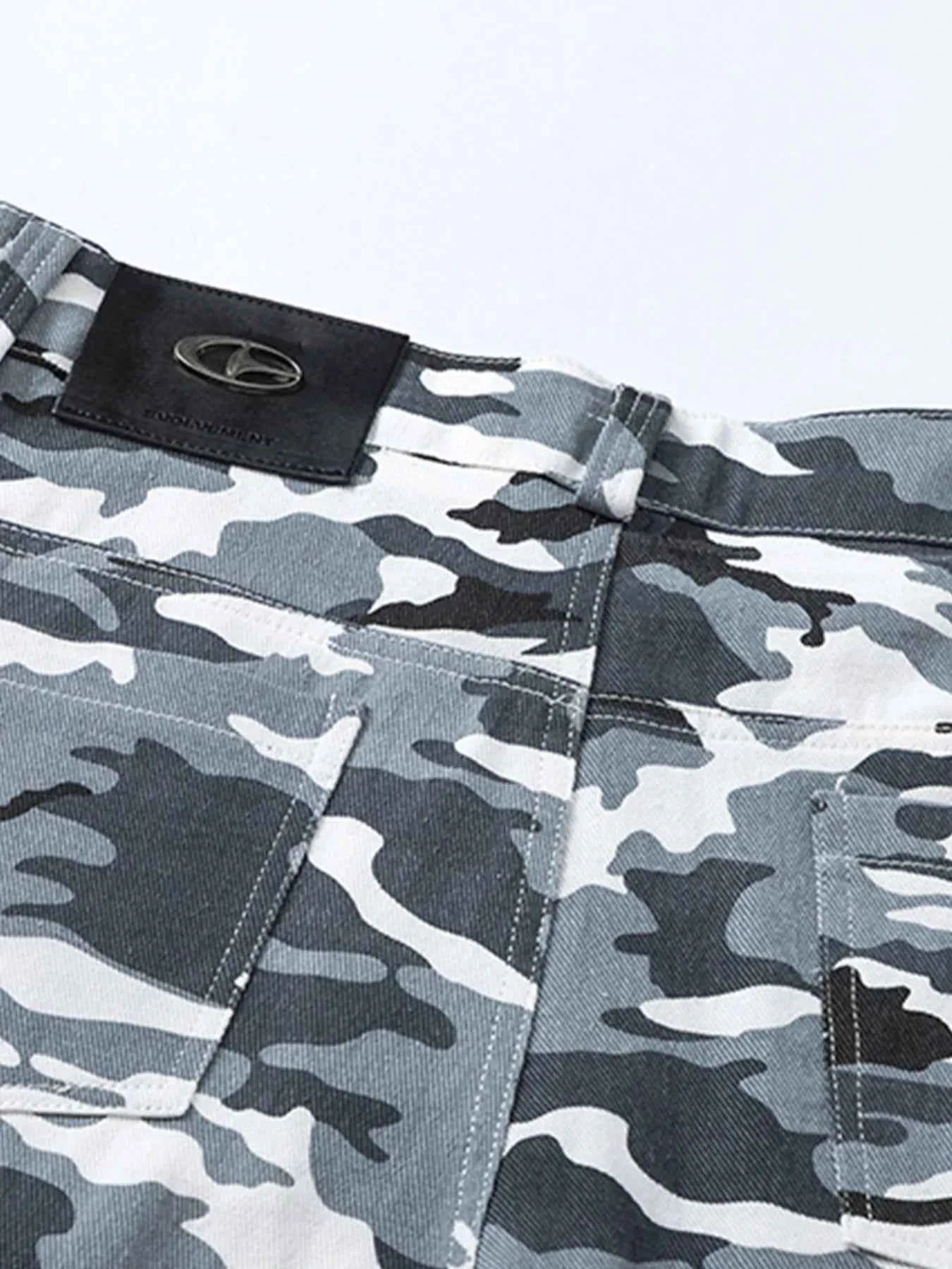 Men's Camo Cargo Pants with Multi Pockets