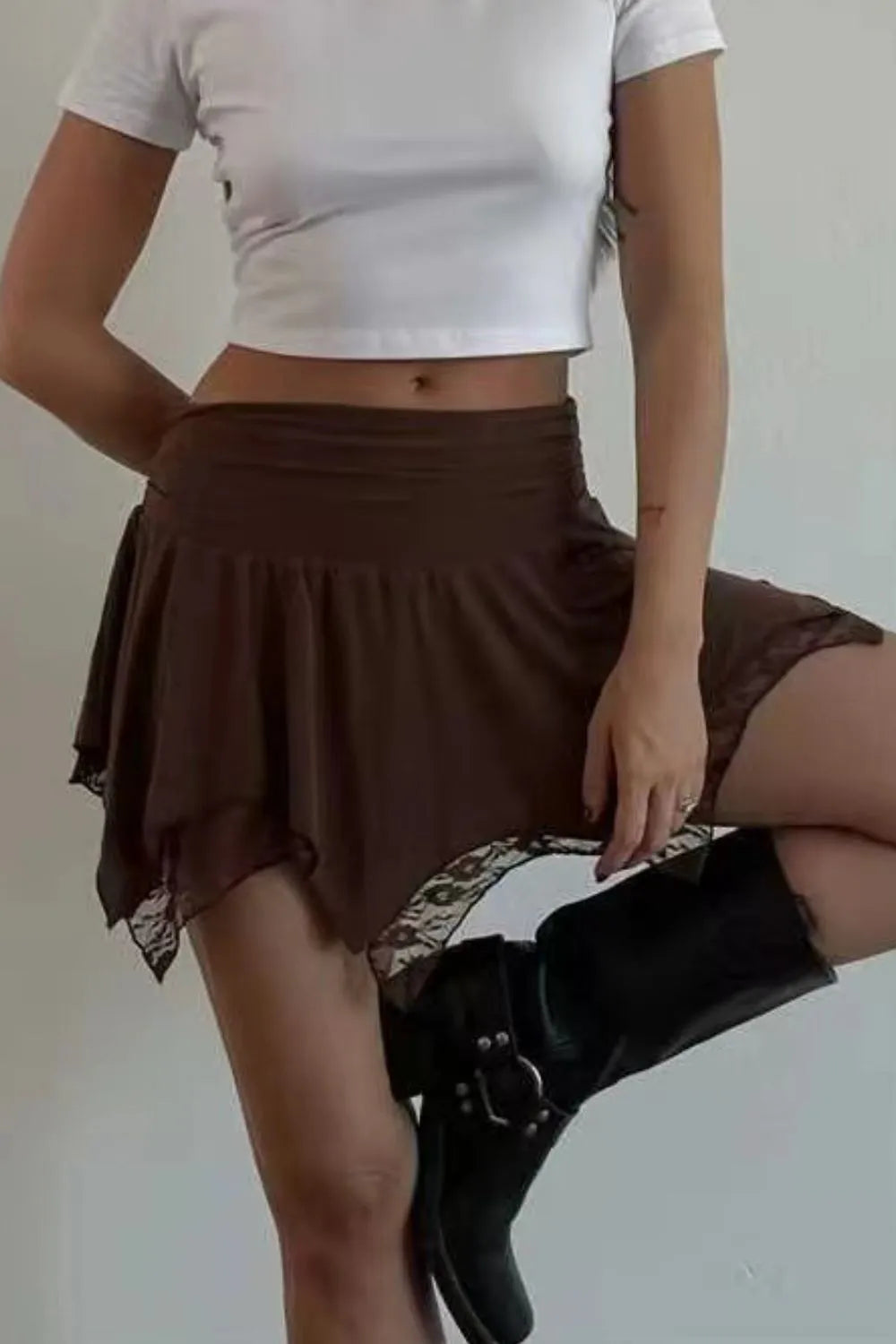 Lace Mini Skirt styling — Livostyle