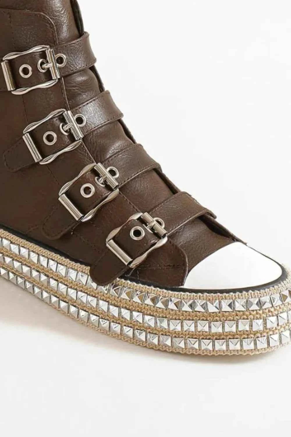 Trendy Punk-Inspired Multi-Buckle Studded Platform Sneakers