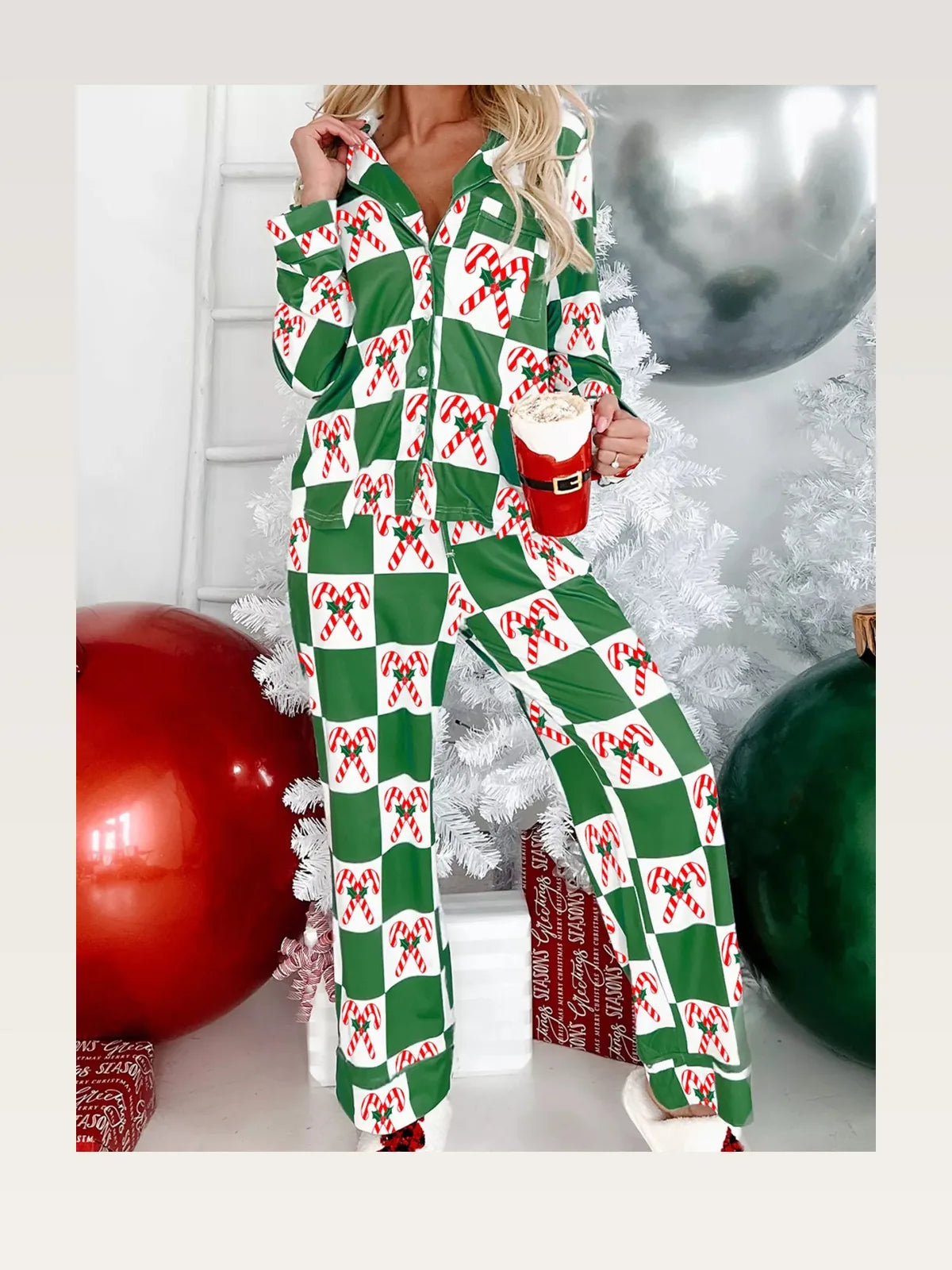 Candy Cane Checkered Pattern 2pcs Pajama Set — styled showcase — Livostyle