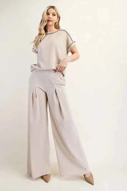 Celeste Textured Wide-Leg Pants with Pockets