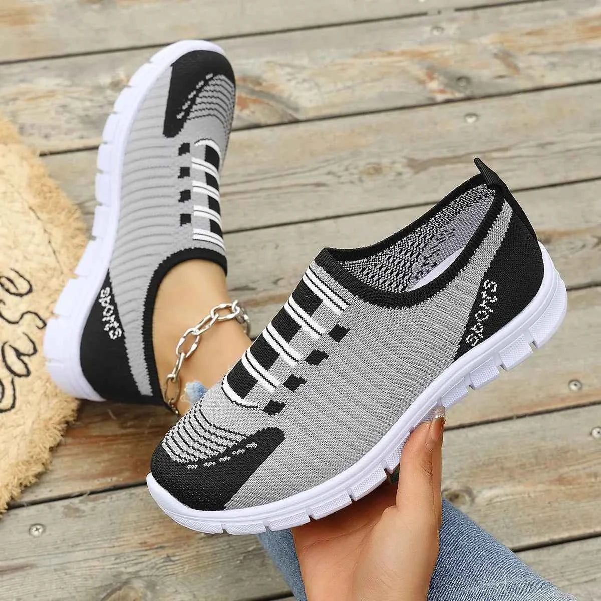 Comfortable, Lightweight Mesh Sneakers for Everyday Wear