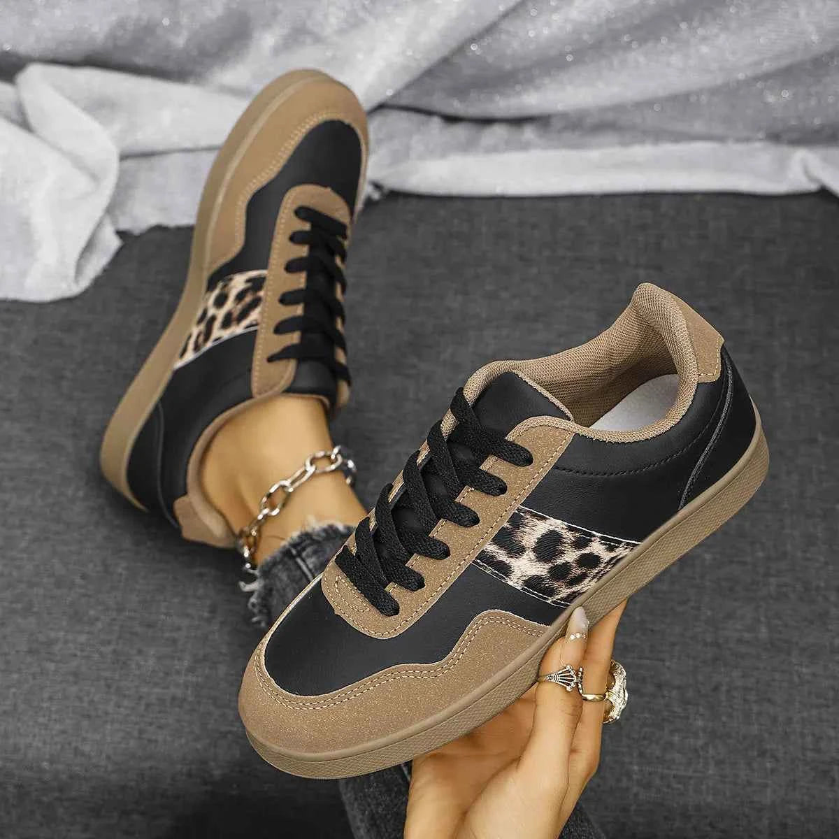 Stylish Leopard Print Lace-Up Sneakers with Round Toe