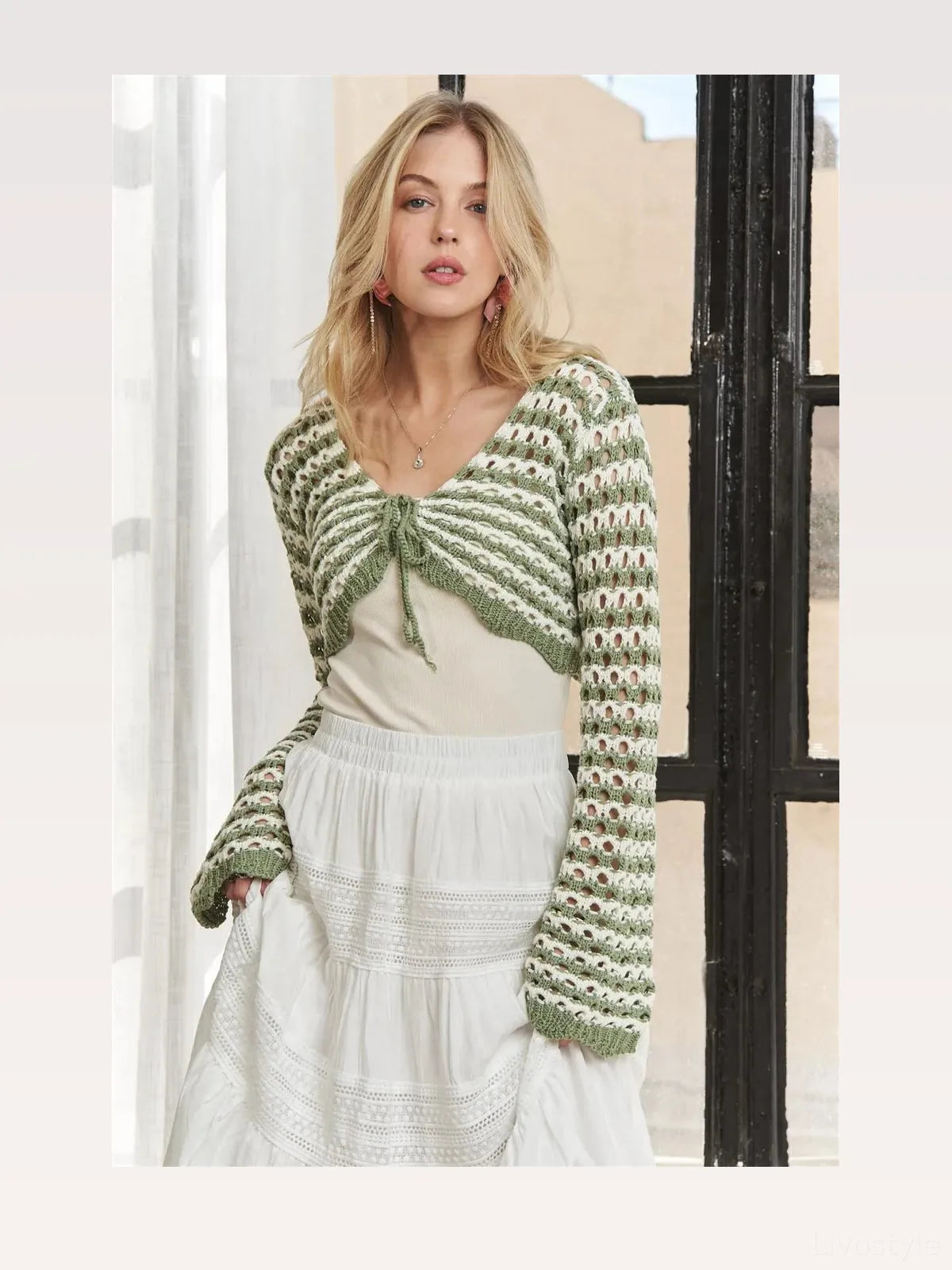 Versatile Long-Sleeve Sweater Top - Essential for Any Wardro — styled showcase — Livostyle