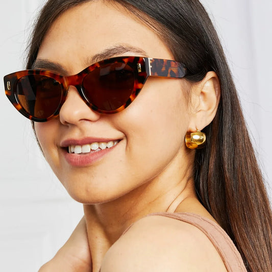 Tortoiseshell Acetate Frame Sunglasses — square view — Livostyle