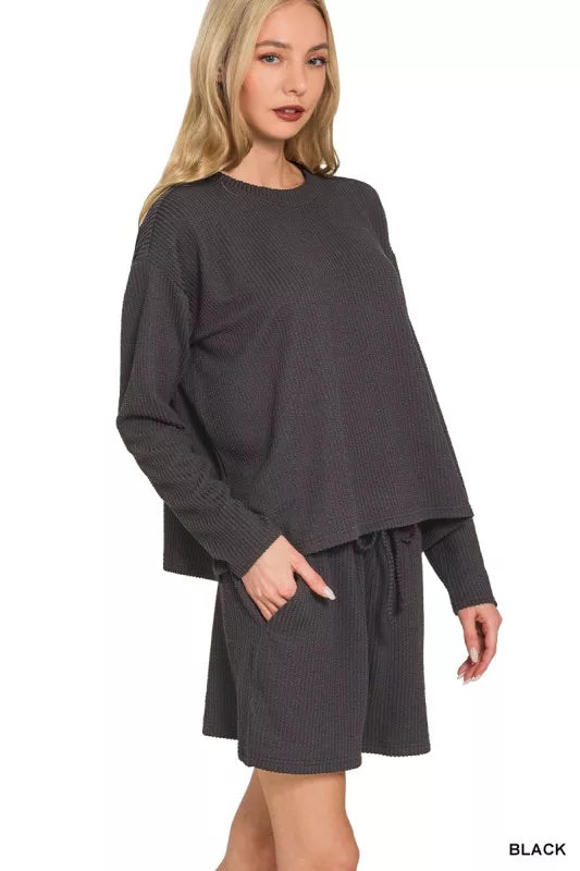 Corded Rib Long Sleeve Tee and Shorts Set in BLACK