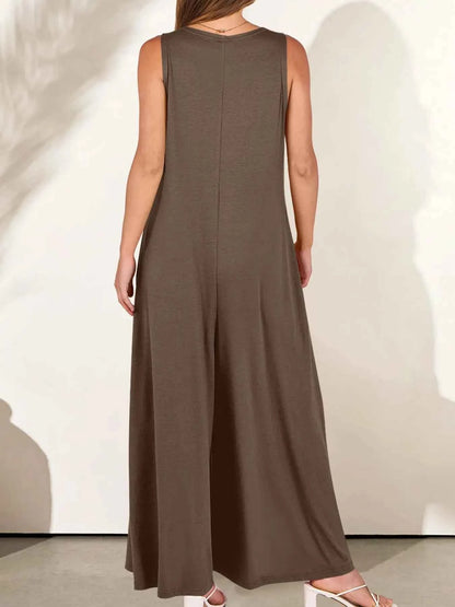 Sleeveless V-Neck Jumpsuit with Pockets – photo 3