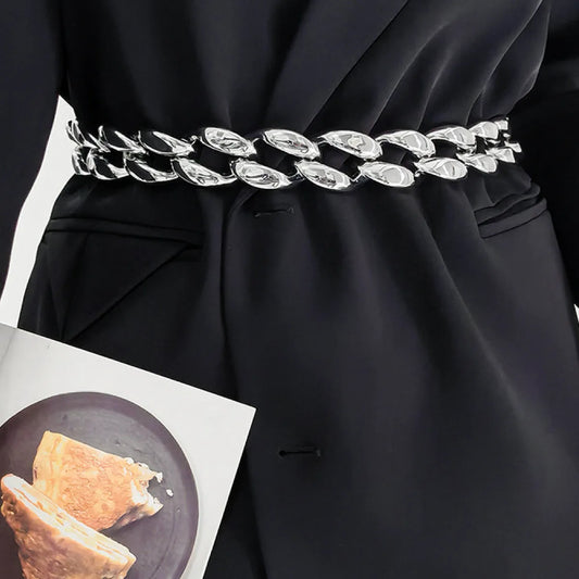 1.2 Width Acrylic Curb Chain Belt — square view — Livostyle