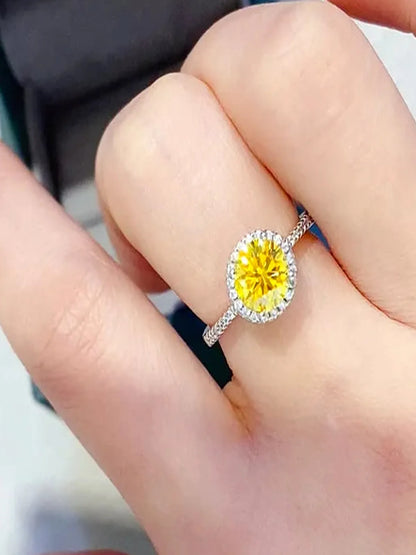 1 Carat Moissanite 925 Sterling Silver Ring — Round-Cut Halo — detail view — Livostyle