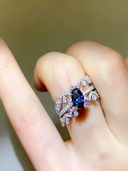 1 Carat Moissanite 925 Sterling Silver Ring — Sapphire Geome — detail view — Livostyle