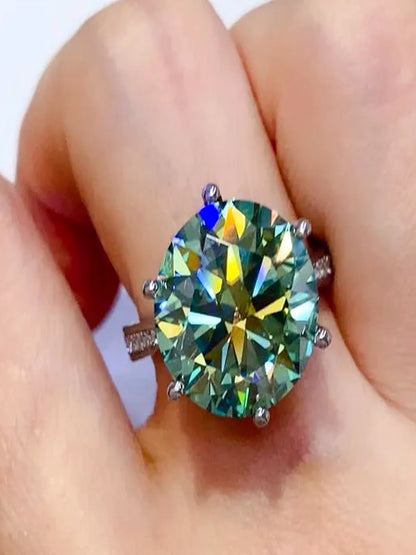 10 Carat Moissanite 925 Sterling Silver Ring — detail view — Livostyle