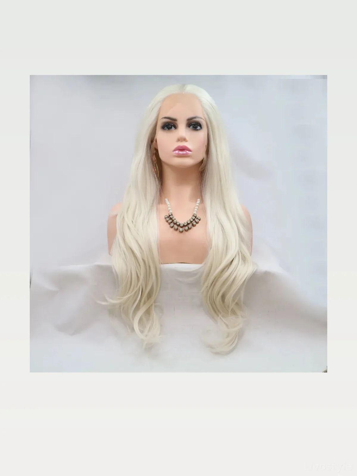 24 Lace Front Synthetic Wig in Platinum Blonde, Long Wavy — styled showcase — Livostyle