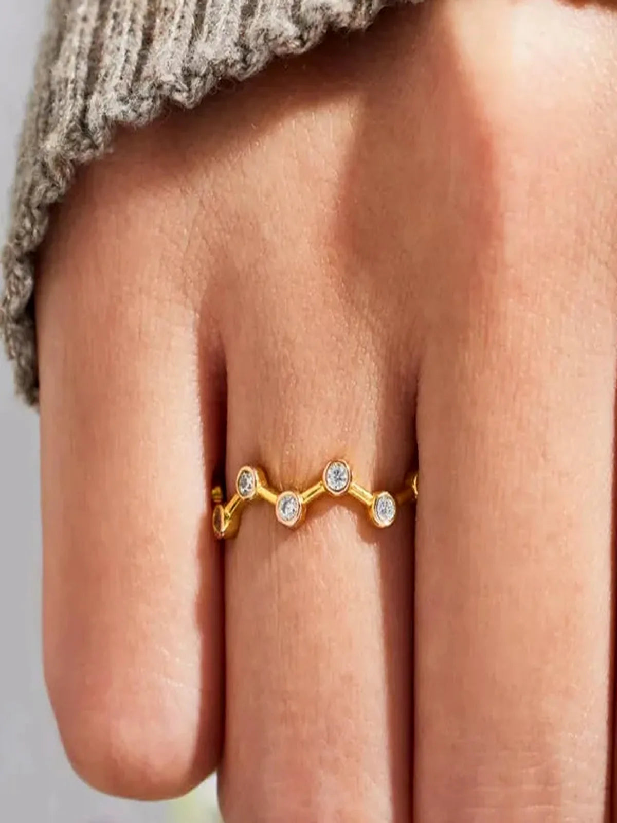 18K Gold-Plated 925 Sterling Silver Zircon Ring — detail view — Livostyle