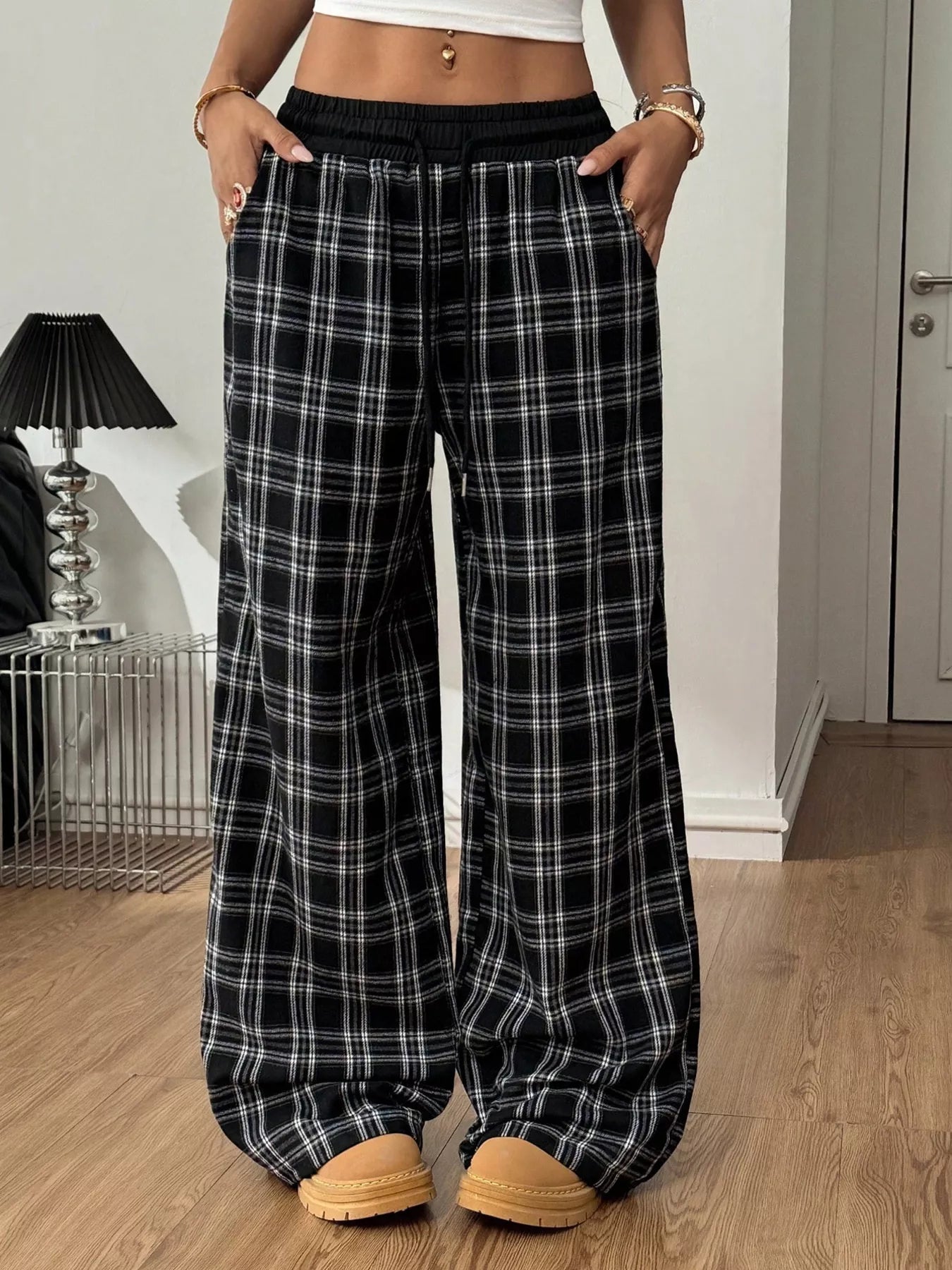 Plaid Wide-Leg Pants with Elastic Waistband detail — Livostyle
