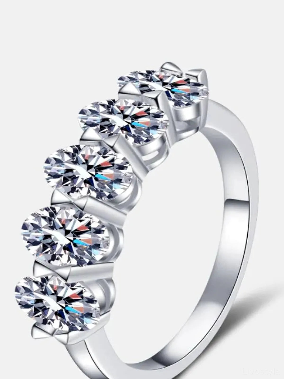 2.5 Carat Moissanite 925 Sterling Silver Ring — detail view — Livostyle