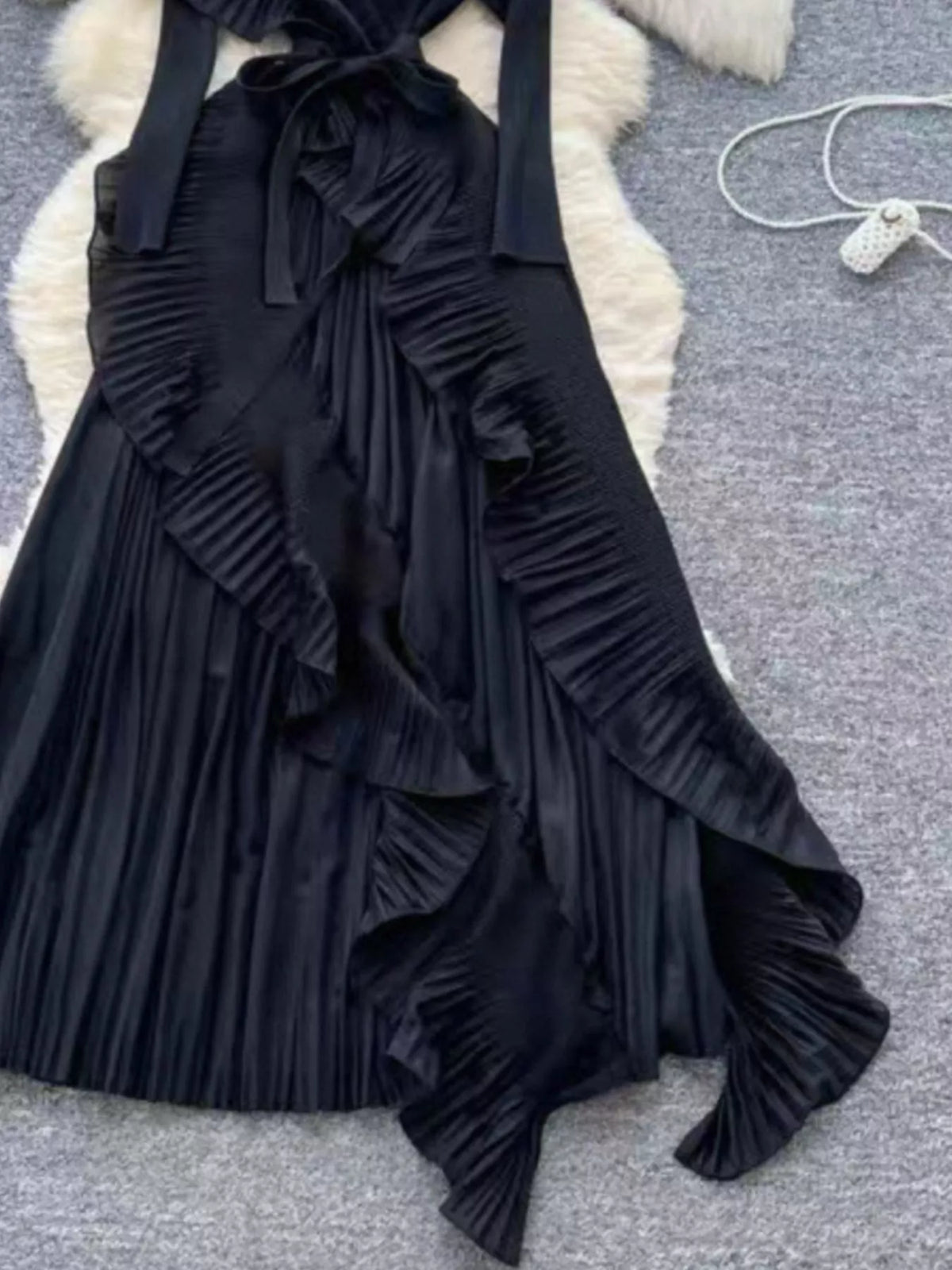 Ruffle Trim Pleated Midi Dress with Tie Detail – photo 2