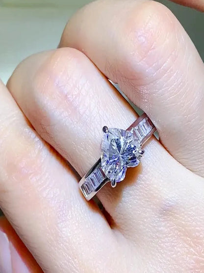 3 Carat Moissanite 925 Sterling Silver Ring — Heart-Shape Wh — detail view — Livostyle