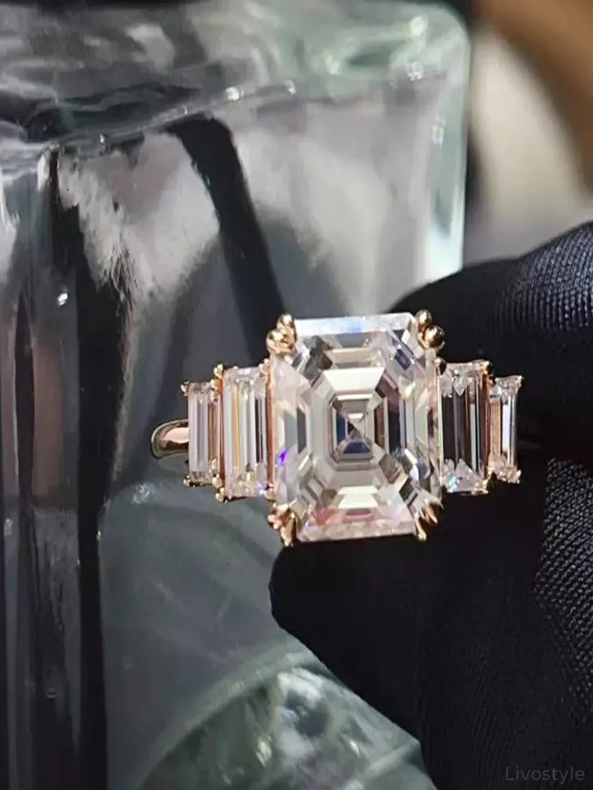 3 Carat Moissanite 925 Sterling Silver Ring — Asscher-Cut Go — detail view — Livostyle