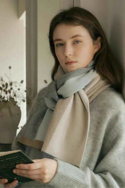 Thermal Contrast Acrylic Scarf — Livostyle