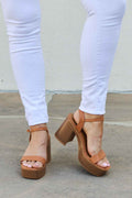 Feel It Platform Heel Sandals — Livostyle