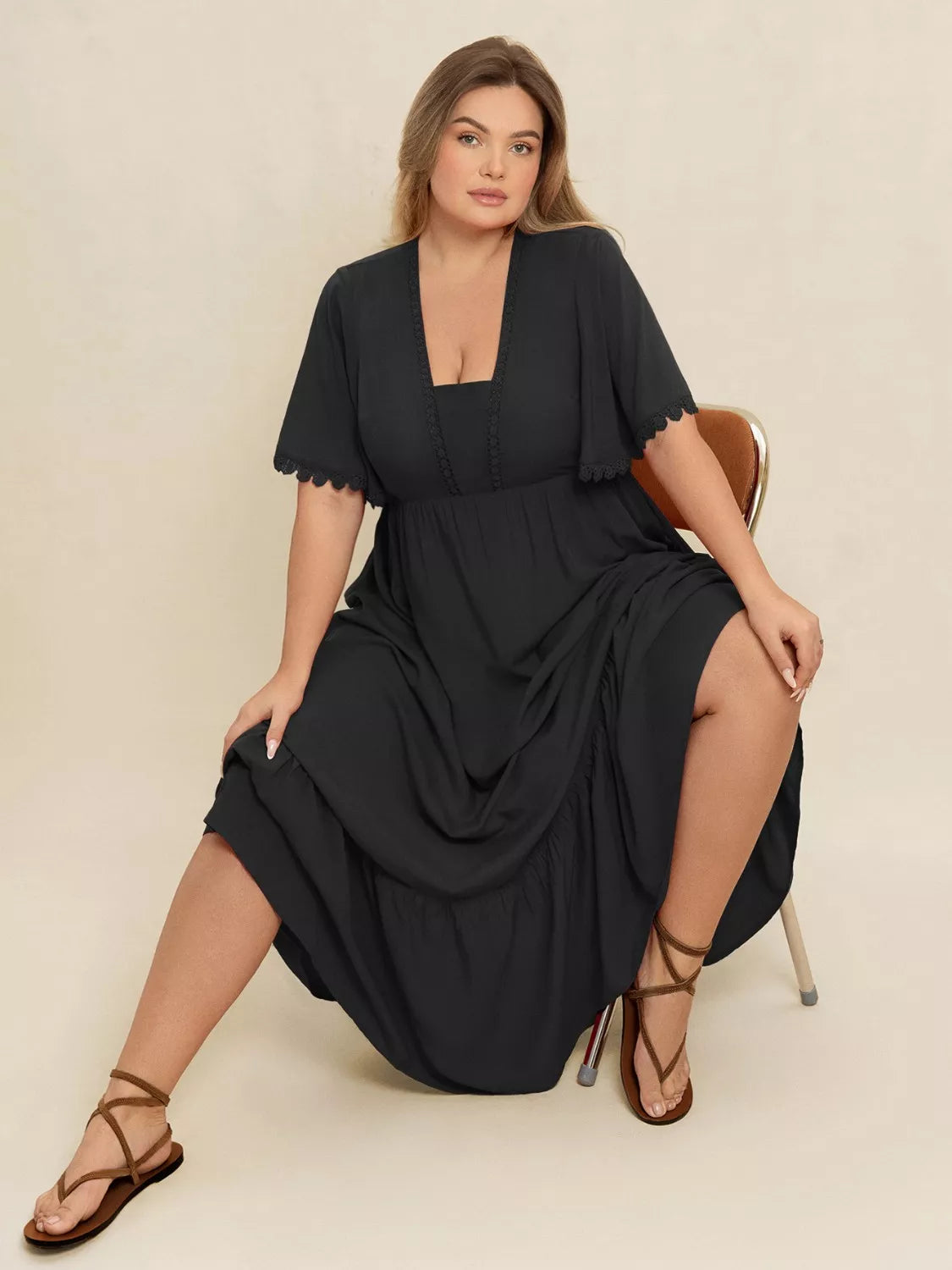 Boho Ruffled Maxi Dress with Flutter Sleeves – Plus Size – photo 5