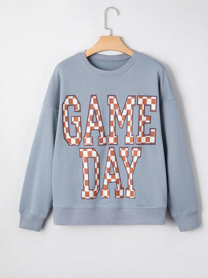 Game Day Checkered Oversized Sweatshirt detail — Livostyle