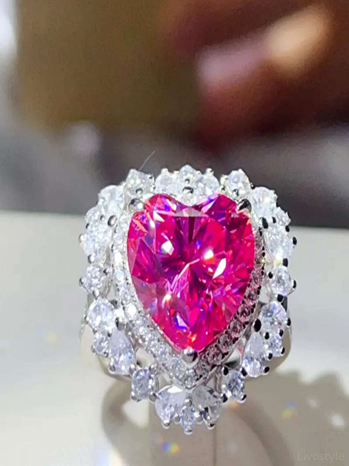 5 Carat Moissanite 925 Sterling Silver Heart-Shaped Ring — detail view — Livostyle