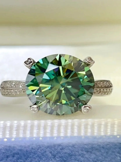 5 Carat Moissanite 925 Sterling Silver Ring — Round Green — detail view — Livostyle