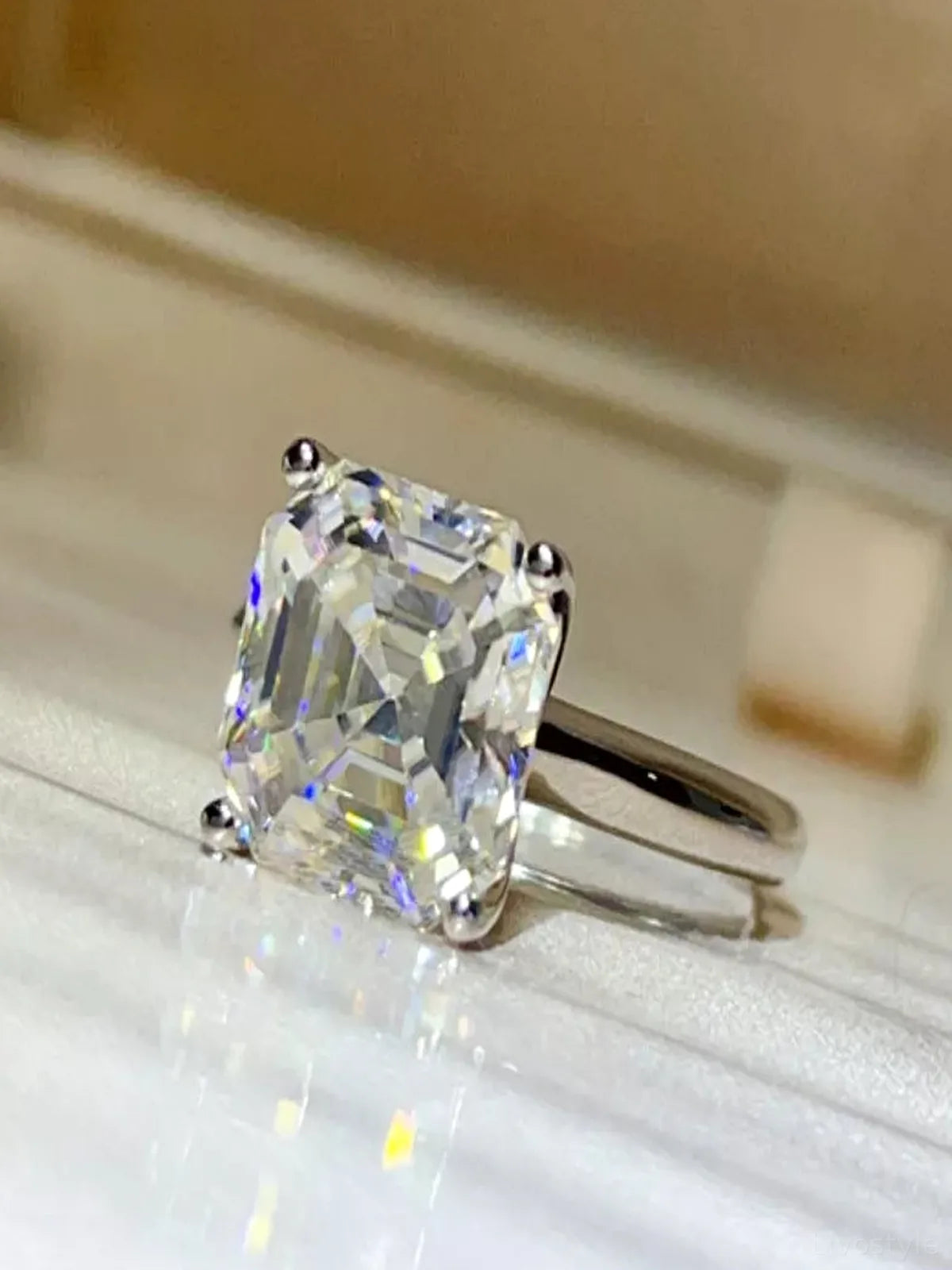 5 Carat Moissanite 925 Sterling Silver Ring — Square Solitai — detail view — Livostyle
