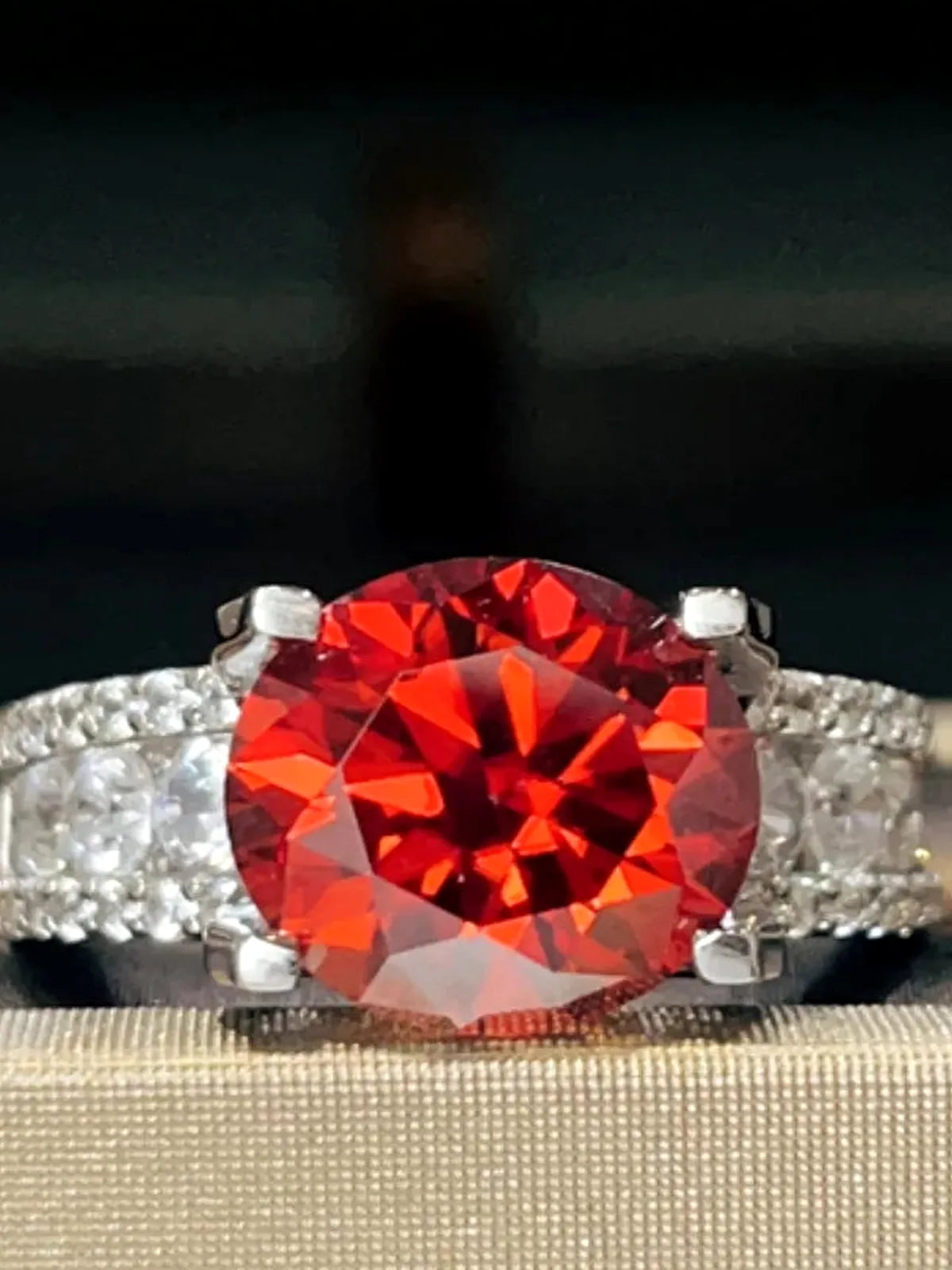 5 Carat Moissanite 925 Sterling Silver Ring — Round-Cut Red — detail view — Livostyle