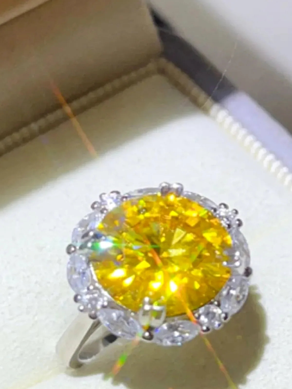 5 Carat Moissanite 925 Sterling Silver Ring — Round Yellow — detail view — Livostyle