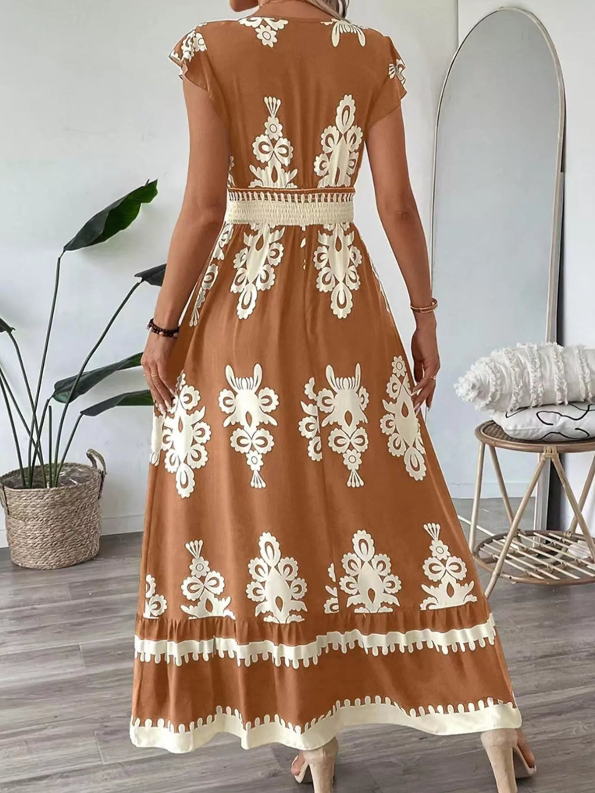 Ruffled Printed V-Neck Maxi Dress – photo 5