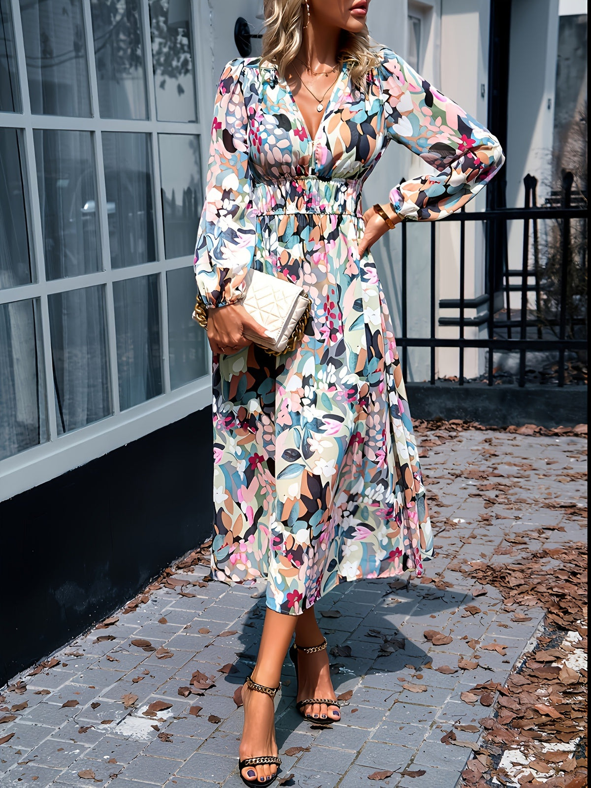 Floral Print Long Sleeve Midi Dress in White
