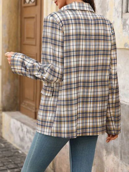 Number 87 Plaid Long Sleeve Blazer closeup — Livostyle
