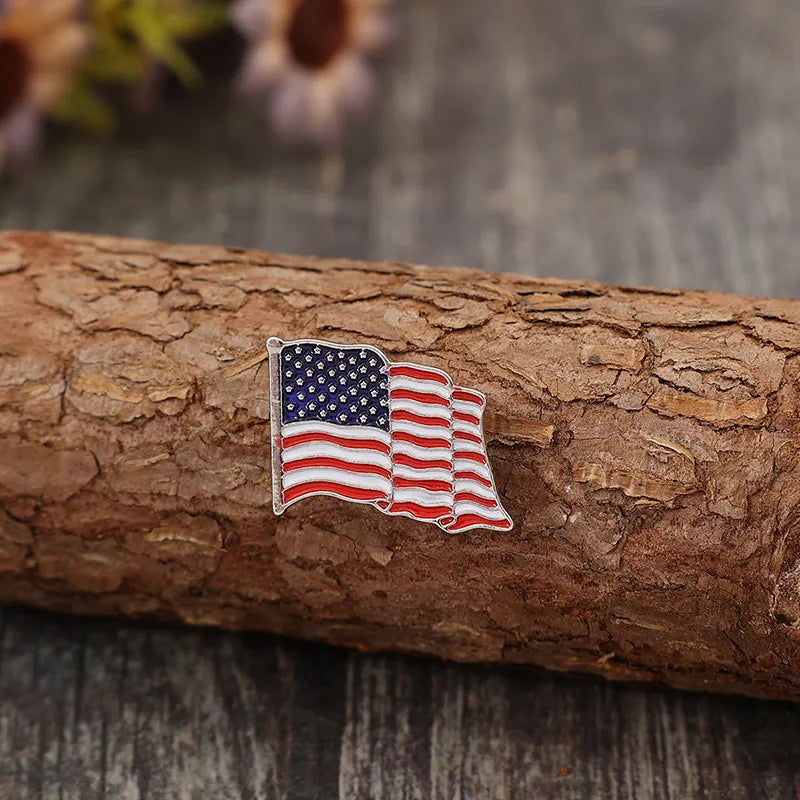2 Piece Drip Oil US Flag Brooch back view — Livostyle